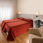 فندق Milano توسكولانو ماديرنو