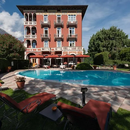 Hotel Milano Toscolano Maderno